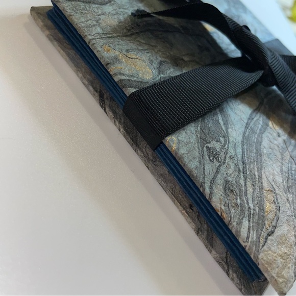 Handmade Paper Album - Picture 3 of 12